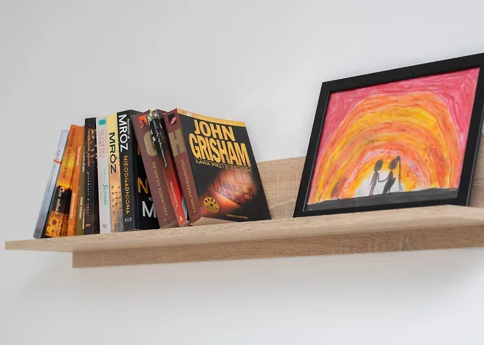 Elegant Mysliwskie Wzgorze In By Renters