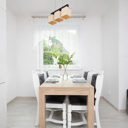 Apartman Elegant Mysliwskie Wzgorze In By Renters *