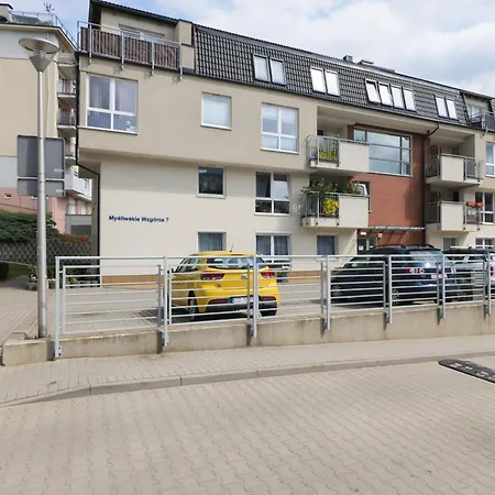 Elegant Mysliwskie Wzgorze In By Renters * Gdańsk
